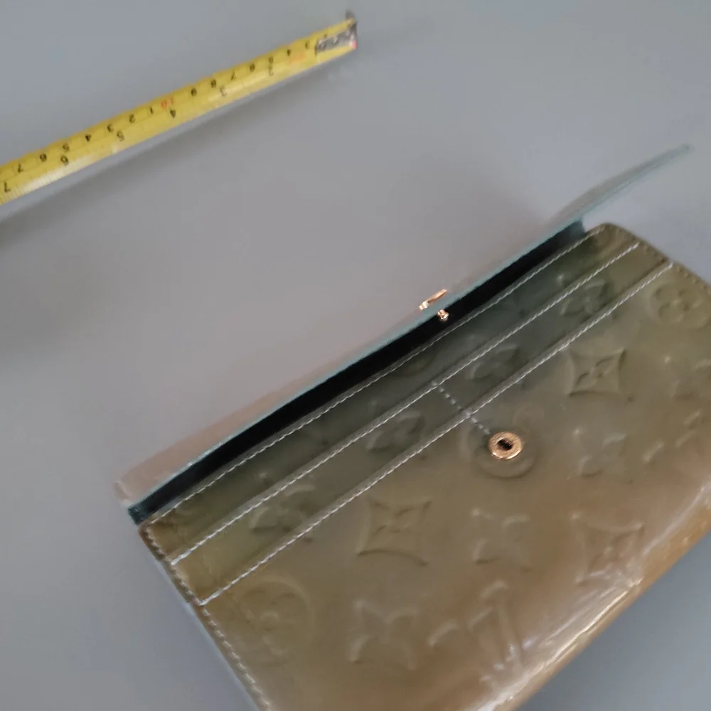 Louis Vuitton Green Olive Sarah Veris Classic Signature Monogram Print - Picture 8 of 11